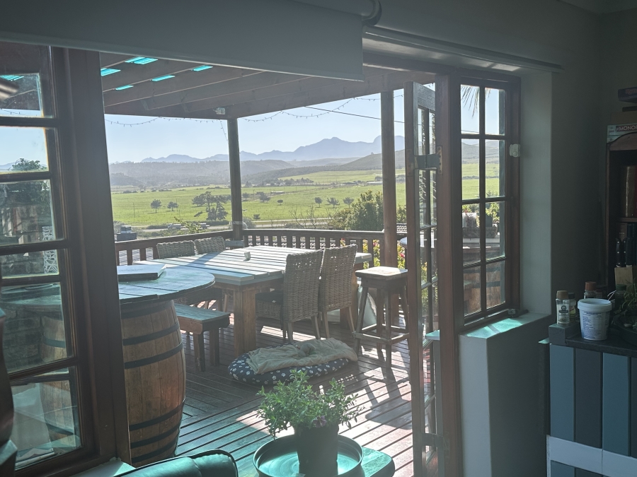 4 Bedroom Property for Sale in Fraaiuitsig Western Cape